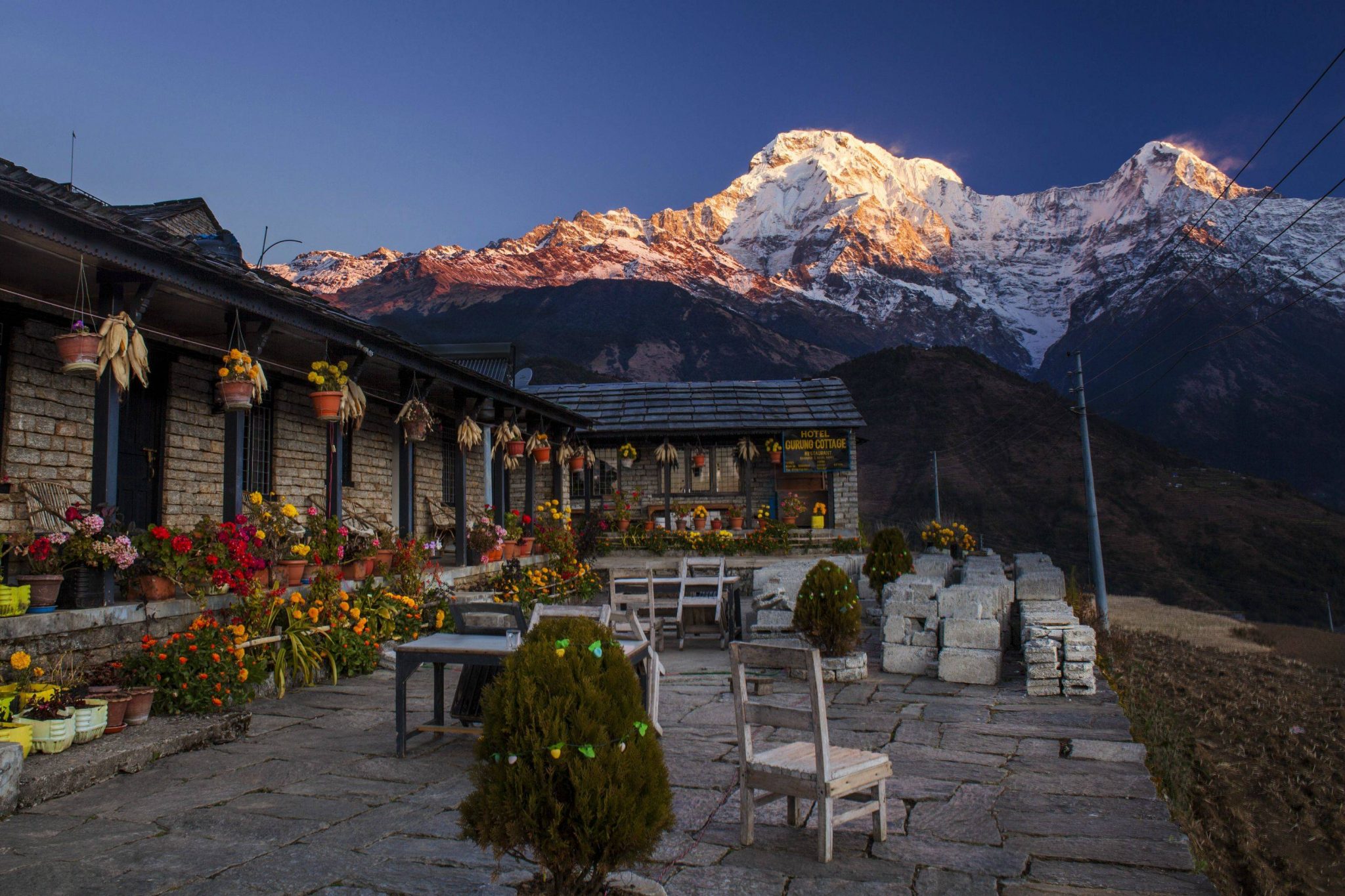 Drive to Nayapul and trek to Ghandruk (1940m/6360 ft), 1 hr drive and 5-6 hrs walk