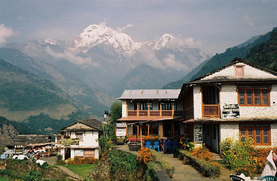 Jhinu Dada to Landruk to Pokhara 6 hrs trek, 3 hr drive
